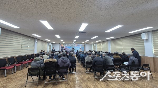 청도군이 ‘2026년 새해농업인실용교육’을 진행하고 있다. 사진제공 ㅣ 청도군