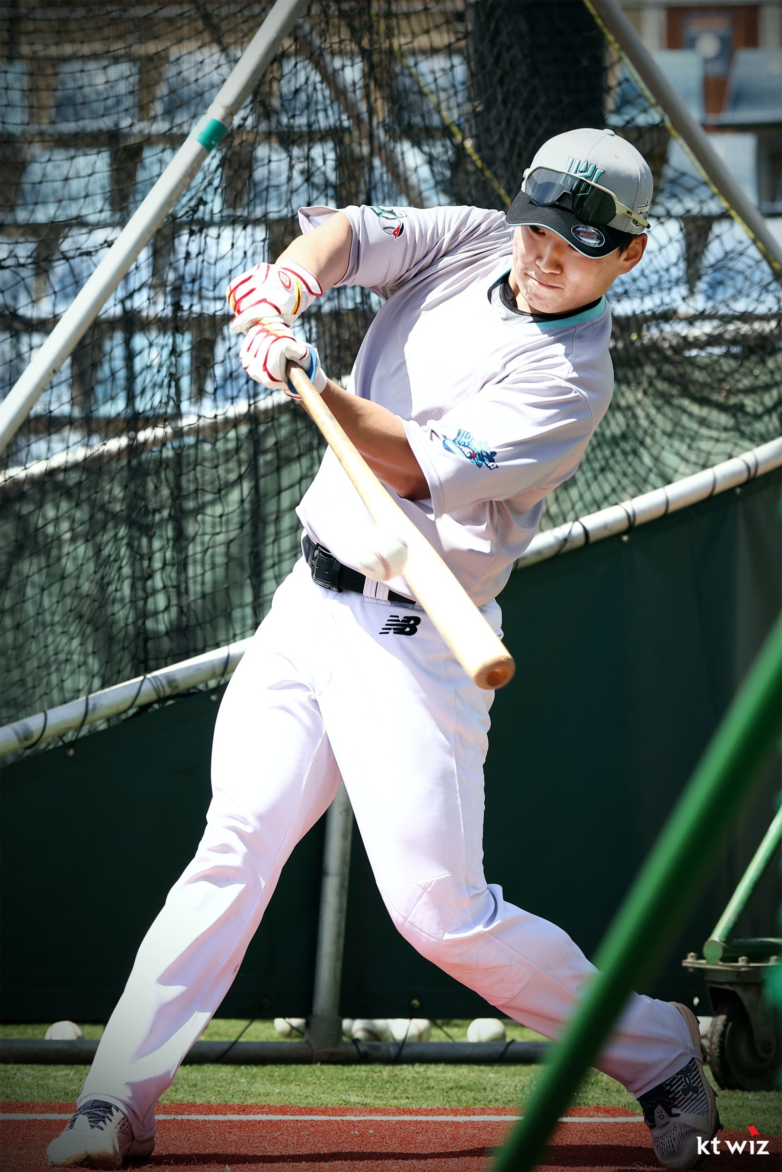 KT 류현인이 29일 호주 질롱 베이스볼 센터에서 열린 스프링캠프 도중 타격 훈련을 소화하고 있다. 사진제공|KT 위즈
