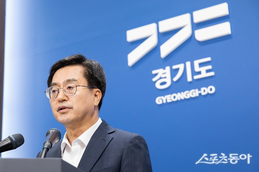 김 지사는 지난 30일 기자회견문을 통해 “이번 대책은 이재명 정부의 ‘9.7 부동산 대책’과 ‘1.29 도심 주택공급 확대방안’의 기조를 현장에서 충실히 이행하고 발전시킨 결과”라며 “정책의 연속성을 유지하는 동시에 신속한 실현을 위해 중앙정부와 충분한 협의를 거쳐 준비했다”고 설명했다(김동연 지사). 사진제공|경기도