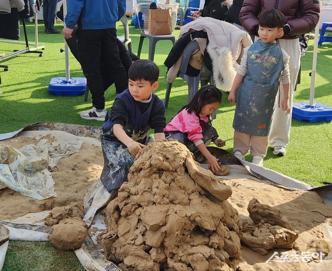 지난해 열린 강진청자축제 모습. 사진제공｜강진군