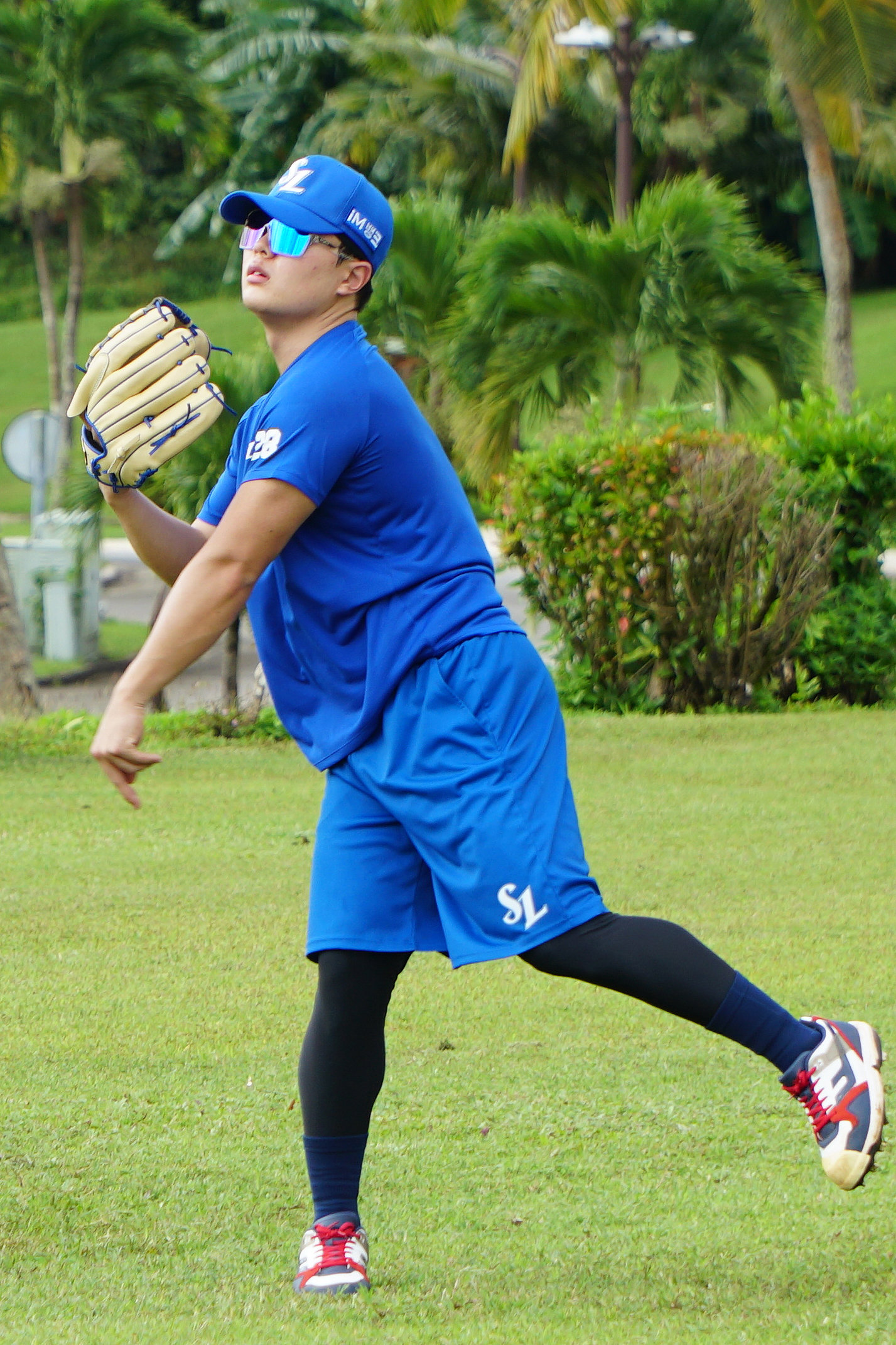 삼성 좌완 이승현, 양창섭, 이승민은 2026시즌 5선발 자리를 꿰차기 위해 1차 캠프지인 괌에서 연일 구슬땀을 흘리고 있다. 이승민이 캐치볼을 하고 있다. 사진제공|삼성 라이온즈