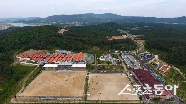 국제승마장관리사업소 승마장 전경. 사진제공ㅣ상주시