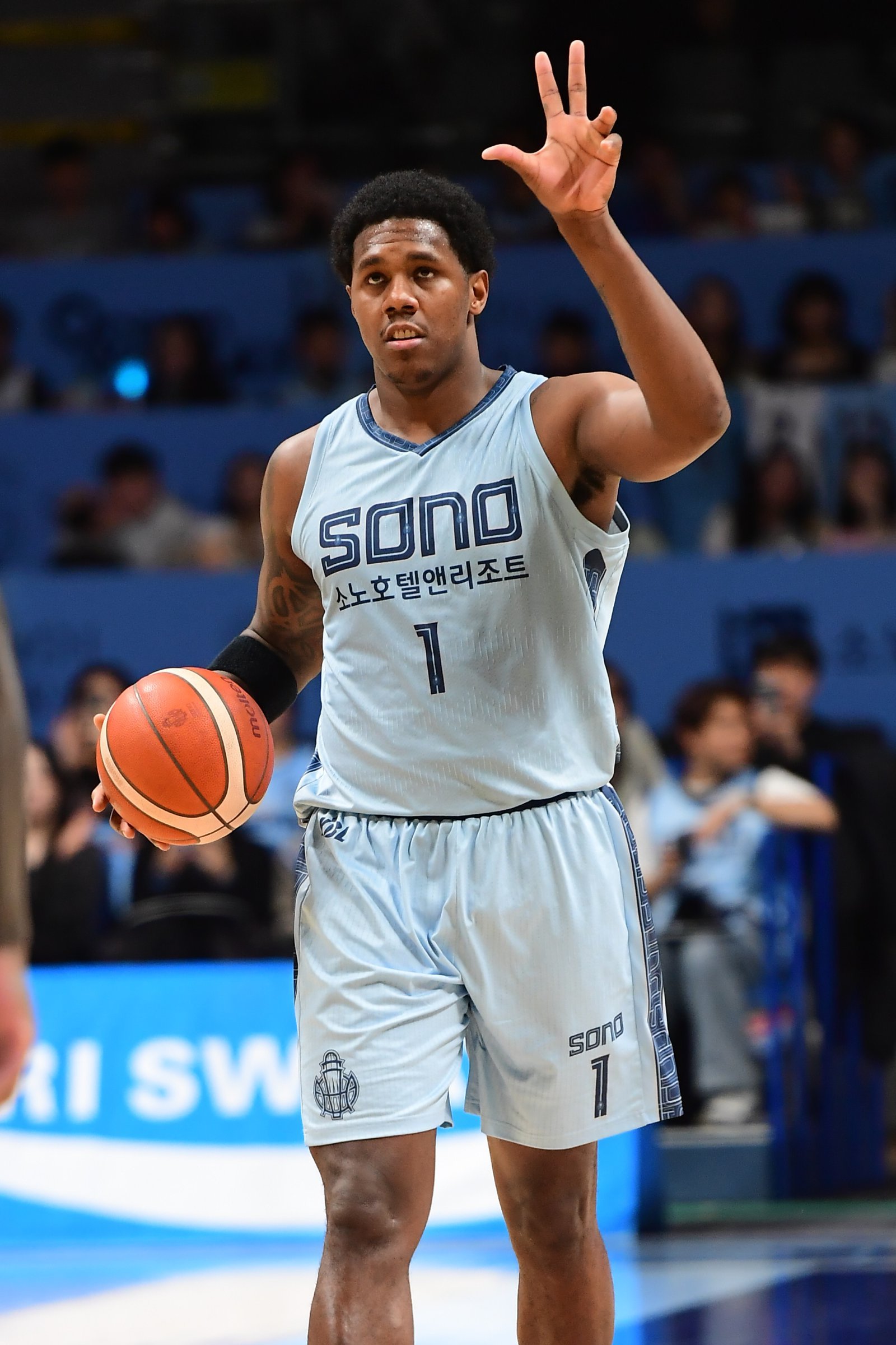 소노 네이던 나이트는 4일 고양소노아레나에서 열린 KCC와 홈경기서 21점·5리바운드로 활약하며 6강 도약의 발판을 만들었다. 사진제공｜KBL