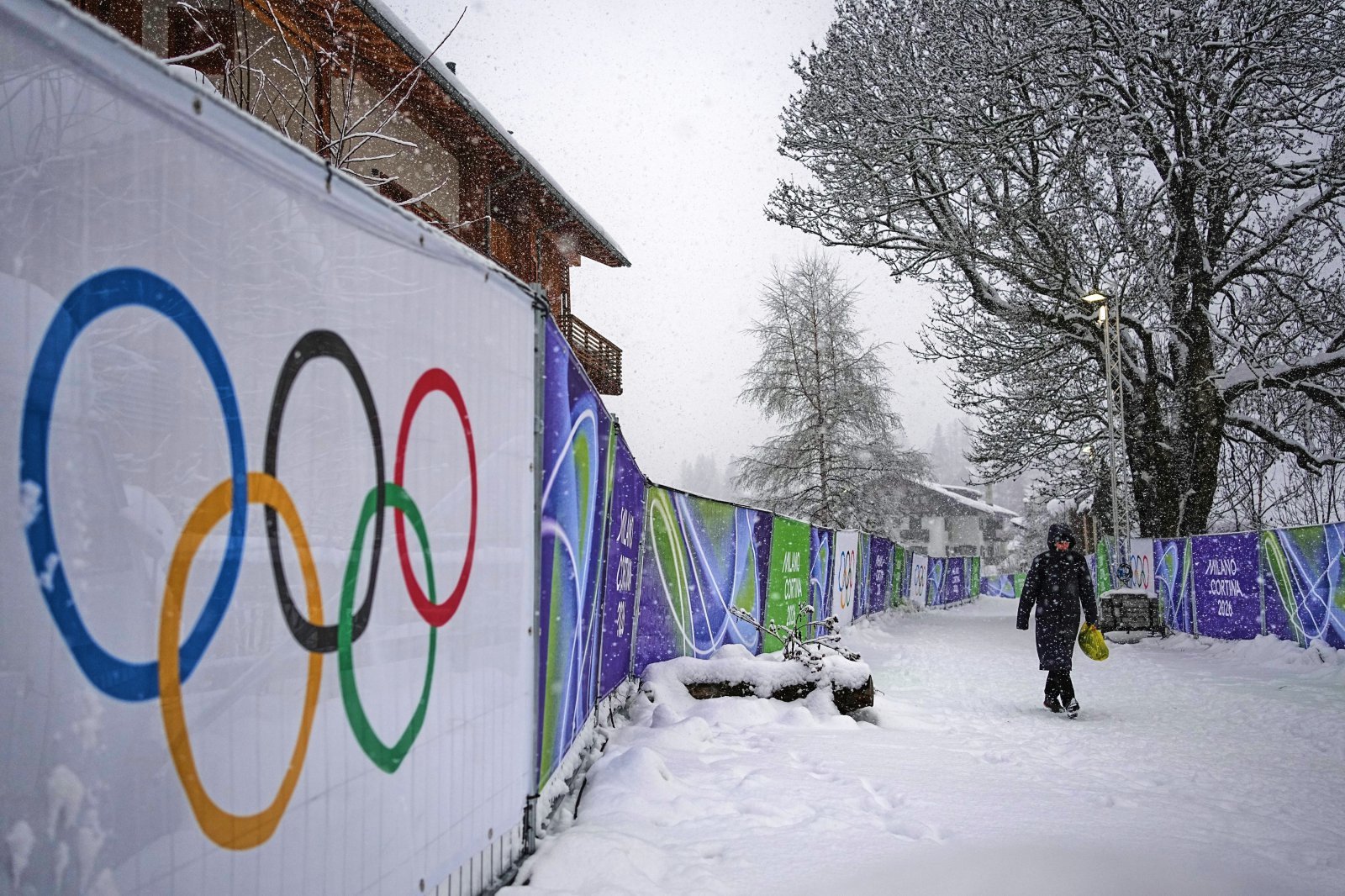 英 BBC, “러시아 일부 선수 우크라이나 침공 지지 활동 포착”→선수 자격 의문 제기…IOC는 선수 SNS 활동 체크