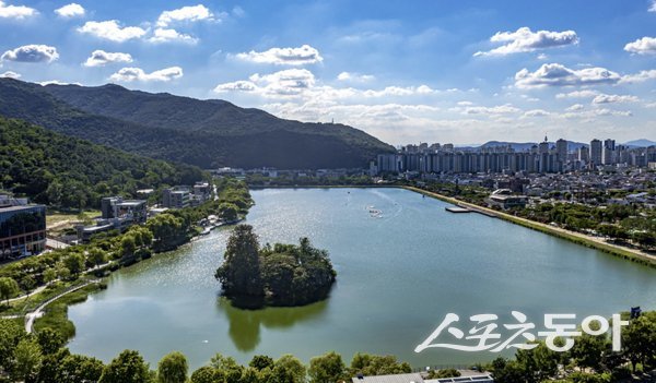 대구 수성못 전경. 사진제공ㅣ대구 수성구