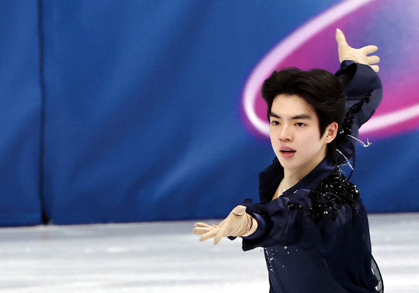 차준환이 11일(한국시간) 밀라노올림픽 피겨 남자 싱글 쇼트프로그램에 출전한다. 메달을 위한 첫 관문이다. 8일 단체전 쇼트프로그램에서 연기를 펼치는 차준환. 밀라노｜뉴시스