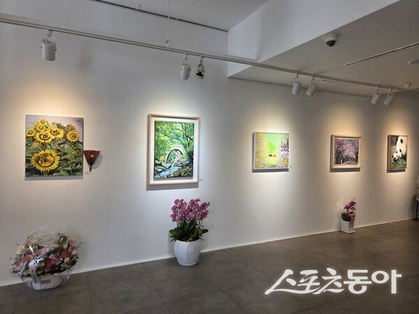 지난해 9월 서울 인사동에서 열린 선농미술전 내부. 선농미술인회 홈페이지