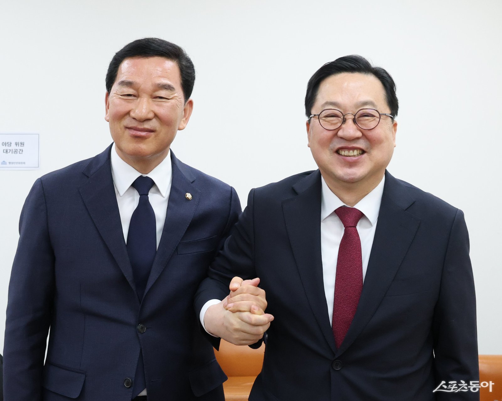 이장우 대전시장은 9일 오전, 대전·충남 행정통합 특별법안 사수를 위해 국회를 방문하고 여·야 지도부와 면담을 진행했다. 사진제공|대전시