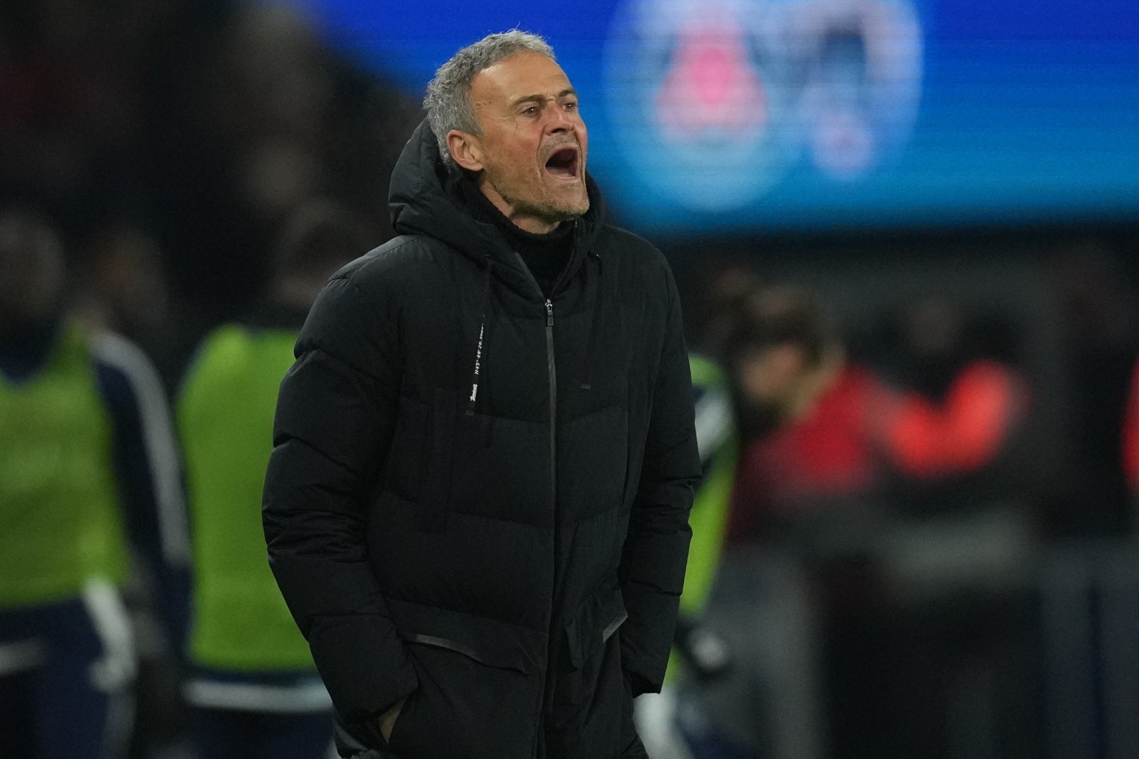 영국 대중지 미러는 8일(한국시간) “맨유는 올여름 정식 감독 선임을 앞두고 루이스 엔리케 감독을 최우선 후보 중 한 명으로 검토하며, 구단 관계자들이 파리를 찾아 직접 접촉했다. 하지만 상황은 맨유가 원하는 방향으로 흘러가지 않고 있다”고 보도했다. 파리｜AP뉴시스