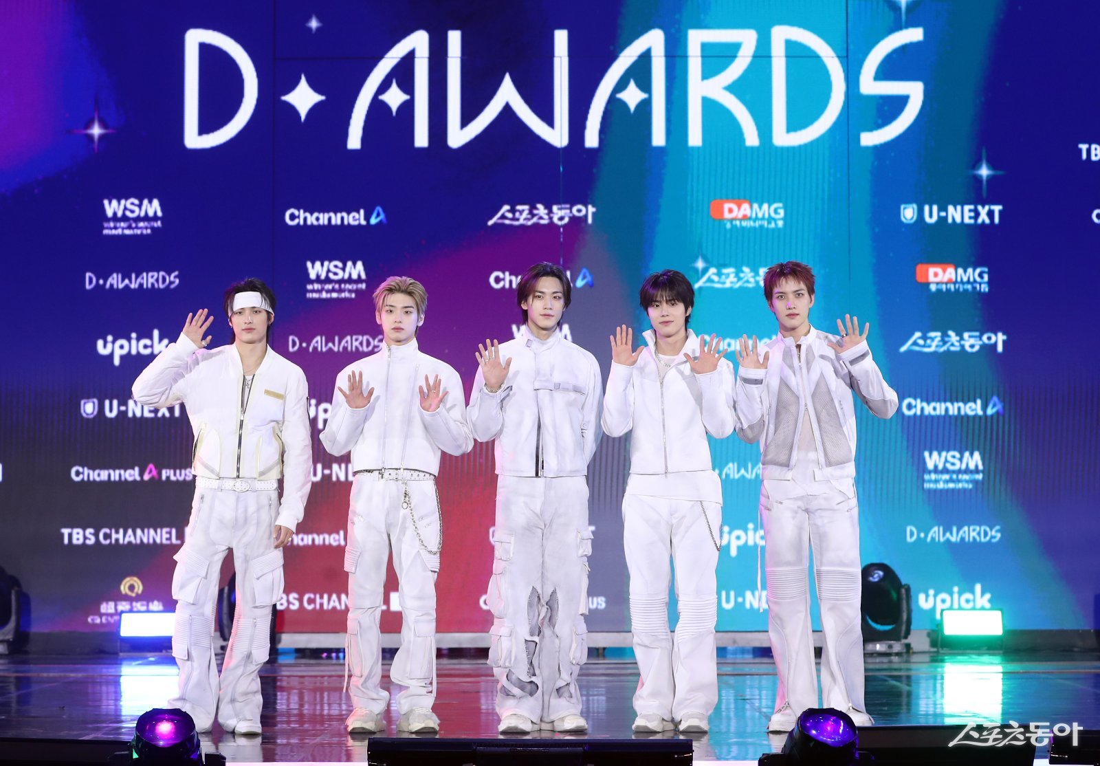 포토타임 갖는 82메이저 대한민국 1등 스포츠신문 스포츠동아