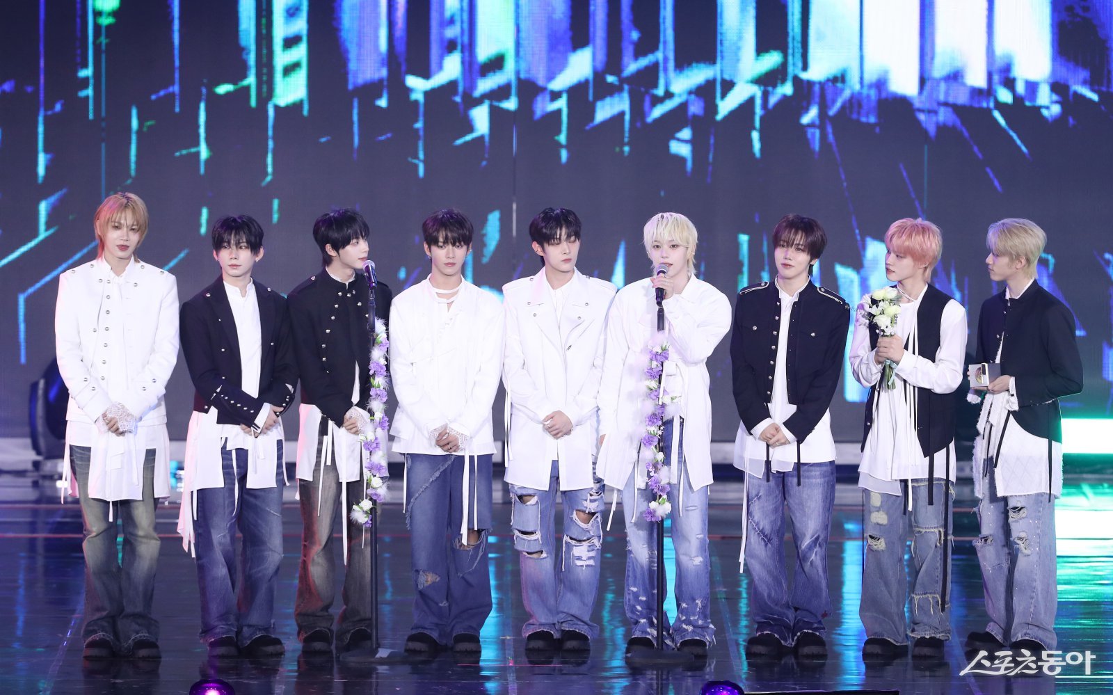 아홉, 디 어워즈 실버 라벨 수상 대한민국 1등 스포츠신문 스포츠동아