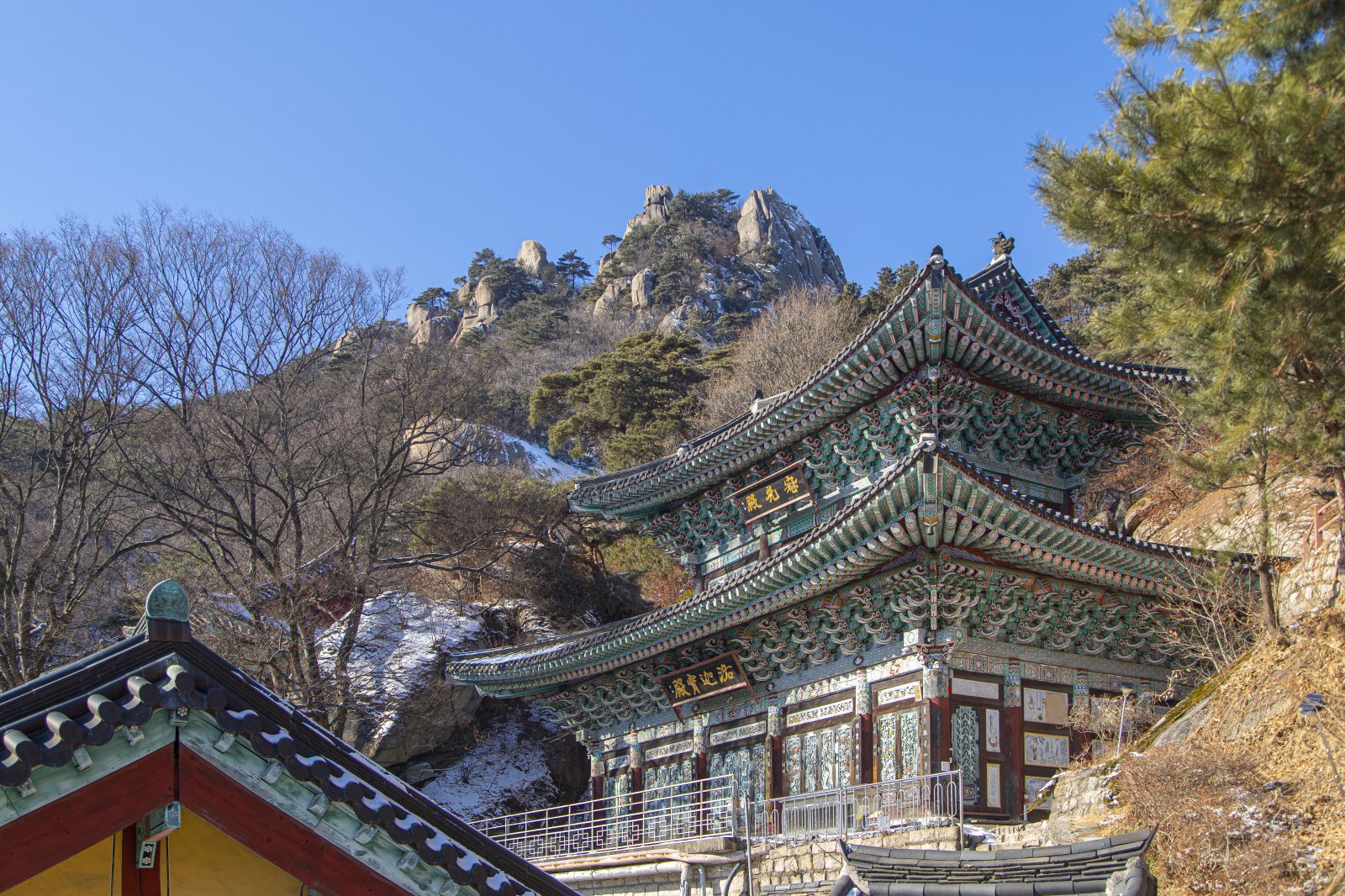 도봉산 1.7km를 올라야 만날 수 있는 의정부 망월사