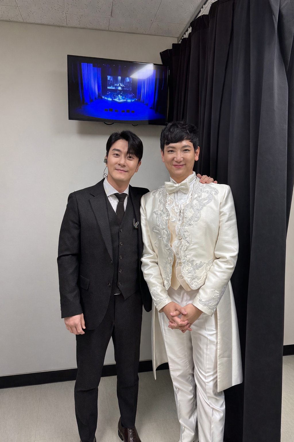 KoN(콘)과 윤형렬