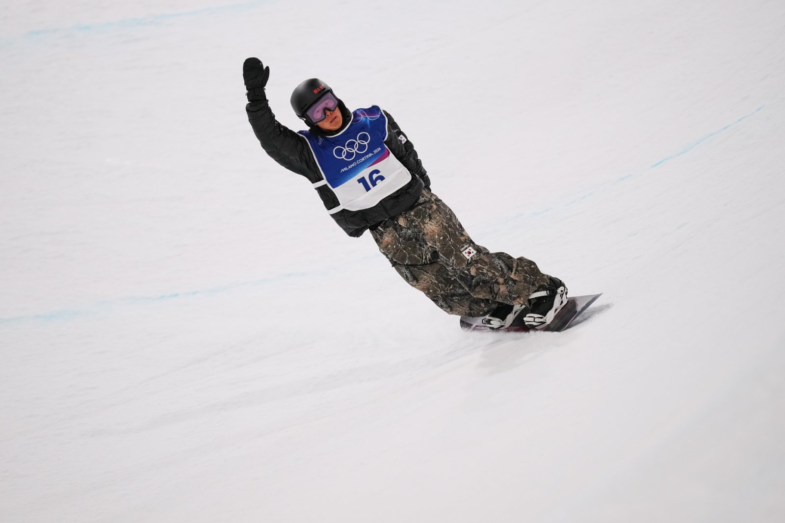 이채운이 14일(한국시간) 리비뇨 스노파크에서 열린 스노보드 남자 하프파이프 결선에서 88.00점을 받아 6위에 올랐다. 2번째 올림픽에서 톱10에 진입하며 앞으로 기대를 키웠다. 리비뇨ㅣAP뉴시스