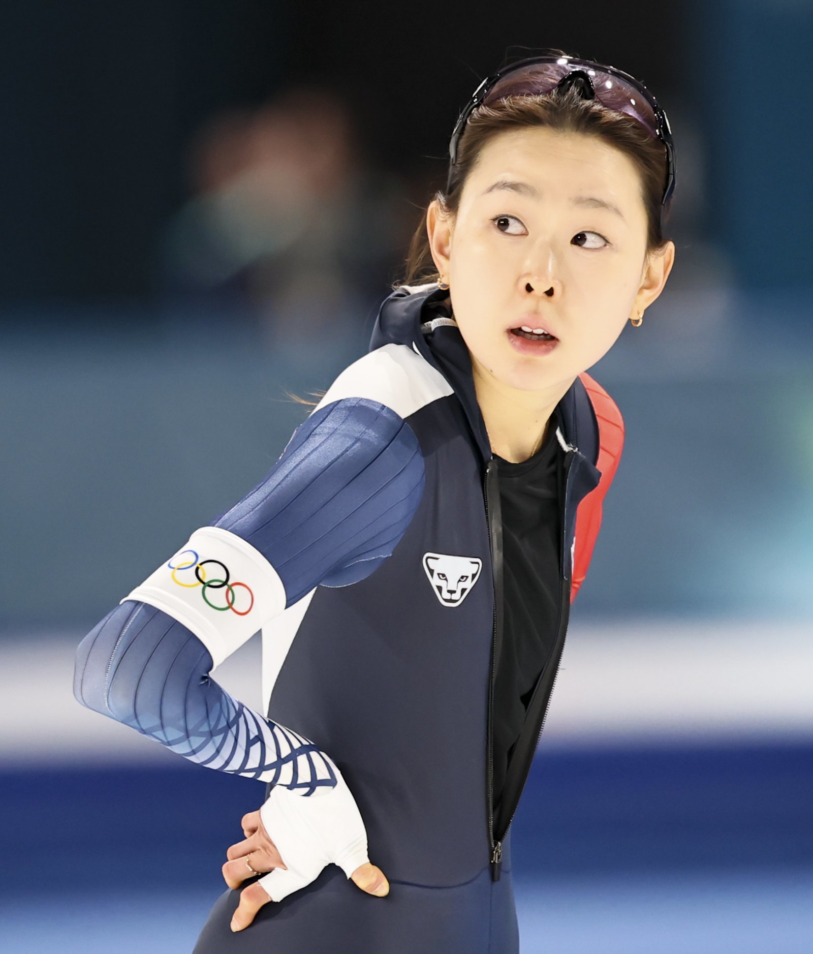 김민선이 16일(한국시간) 밀라노 스피드스케이팅 스타디움에서 열린 스피드스케이팅 여자 500m에서 38초010의 기록으로 14위를 기록했다. 레이스를 마친 뒤 전광판을 응시하는 김민선. 밀라노ㅣ뉴시스