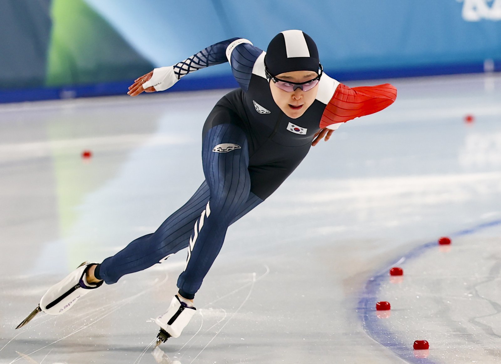 김민선이 16일(한국시간) 밀라노 스피드스케이팅 스타디움에서 열린 스피드스케이팅 여자 500m에서 레이스를 펼치고 있다. 밀라노ㅣ뉴시스