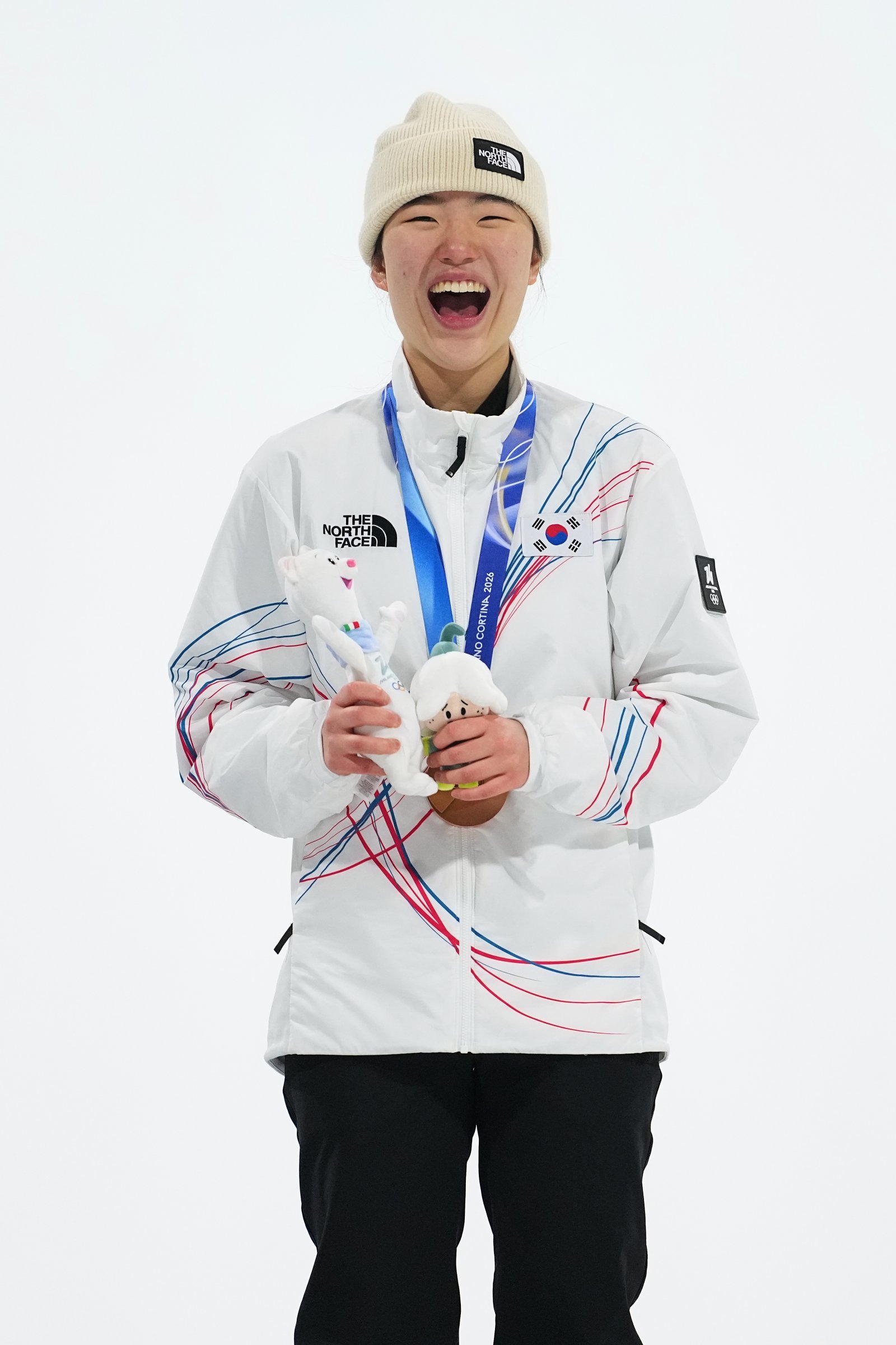 한국 스노보느드는 2026밀라노·코르티나담페초올림픽에서 최가온(금메달), 김상겸(은메달), 유승은(동메달)이 총 3개의 메달을 가져오며 경쟁력을 입증했다. 여자 빅에어 동메달리스트 유승은. 리비뇨ㅣAP뉴시스