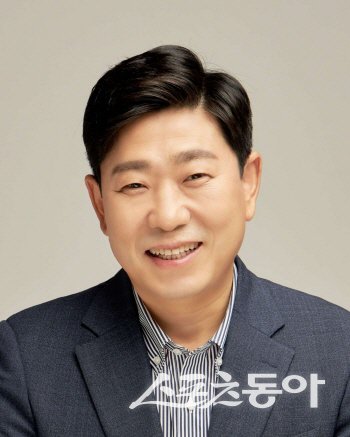 박용선 포항시장 출마예정자. 사진제공 ㅣ 박용선사무소