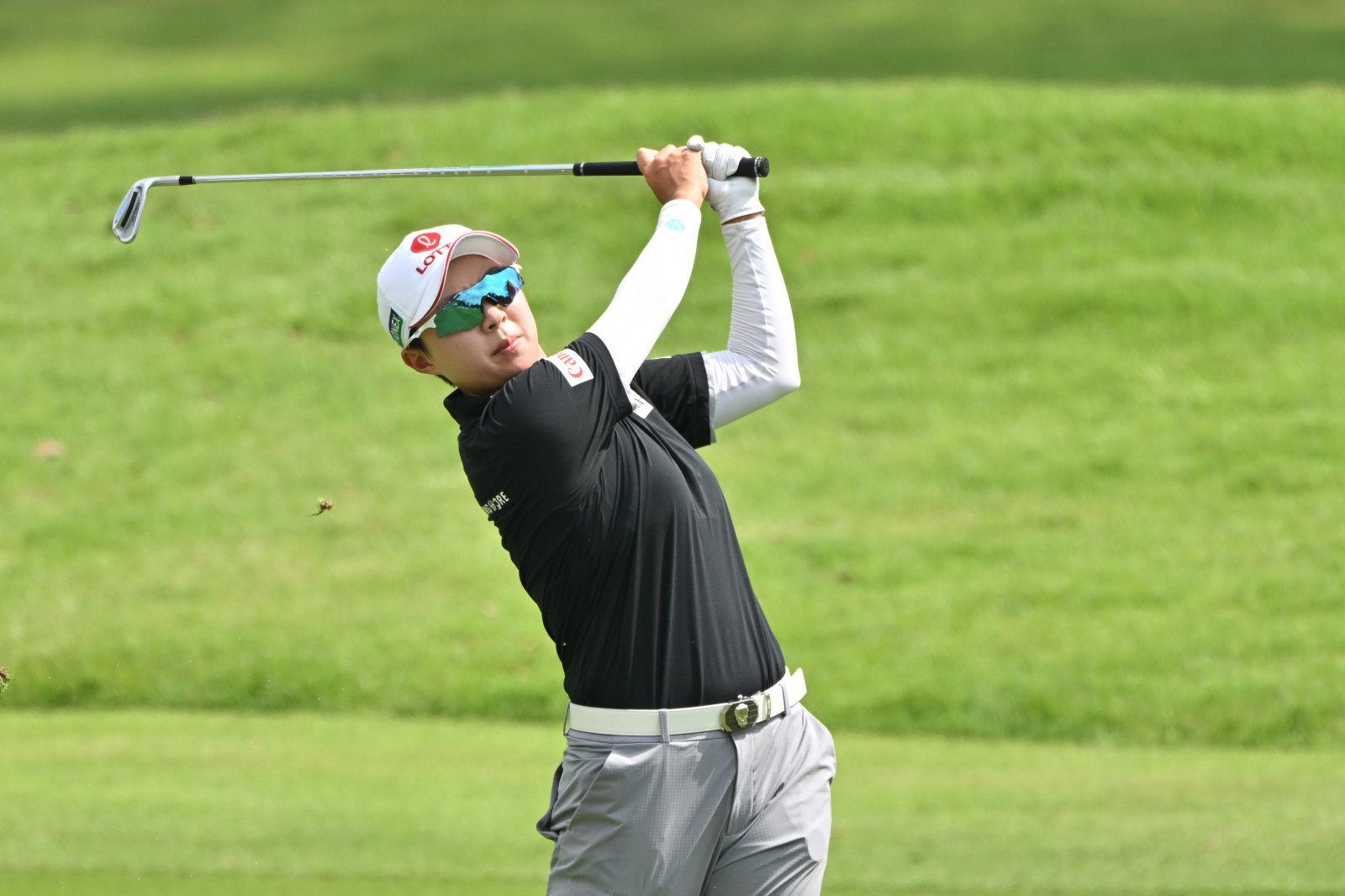 혼다 LPGA 타일랜드 4라운드 2번 홀에서 아이언 샷을 하고 있는 김효주. 촌부리 | AP뉴시