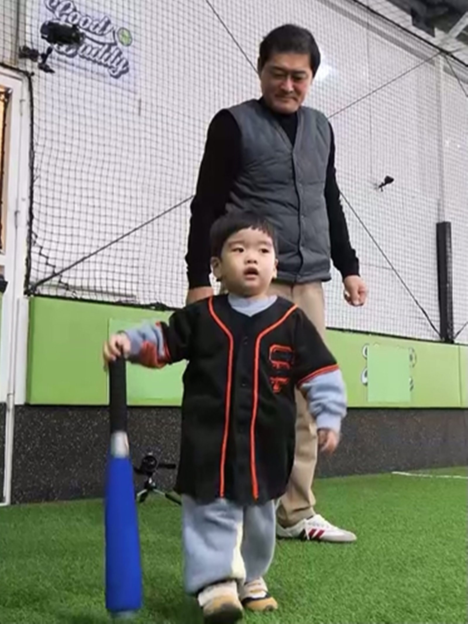 이종범, 손자 야구선수 만들기 특훈 돌입…배트만 잡아도 광대승천 (슈돌)