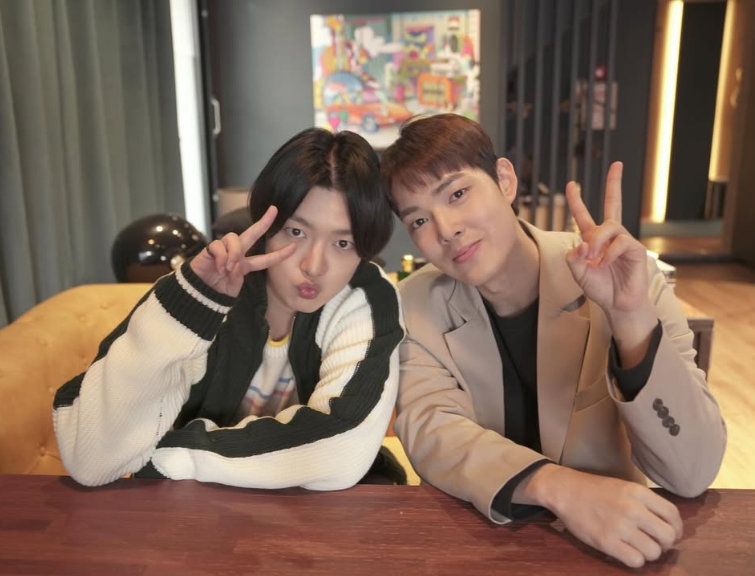 크로스진 재결합 “연내 컴백 논의”…신원호 콘서트 첫 걸음 [공식]