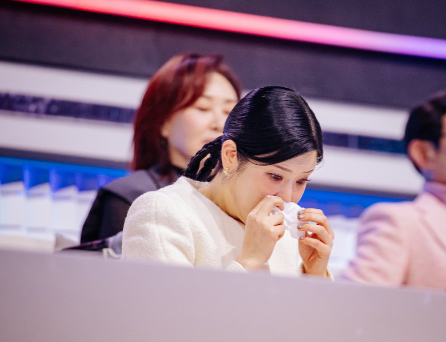 린 눈물 터지고 육두문자 쏟아지고, 차지연 무대 난리 (현역가왕3)