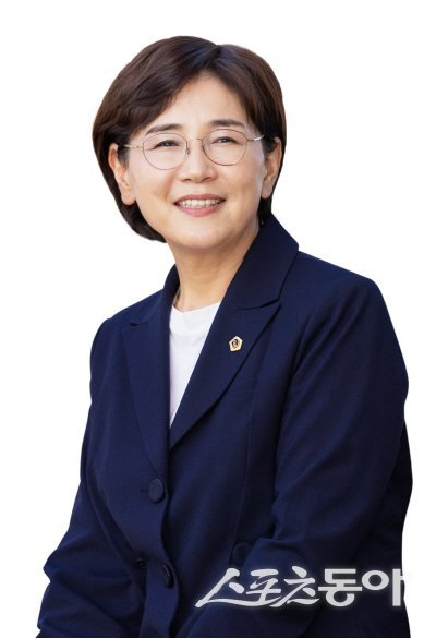 이선희 경북도의회 기획경제위원장. 사진제공 ㅣ 이선희사무소