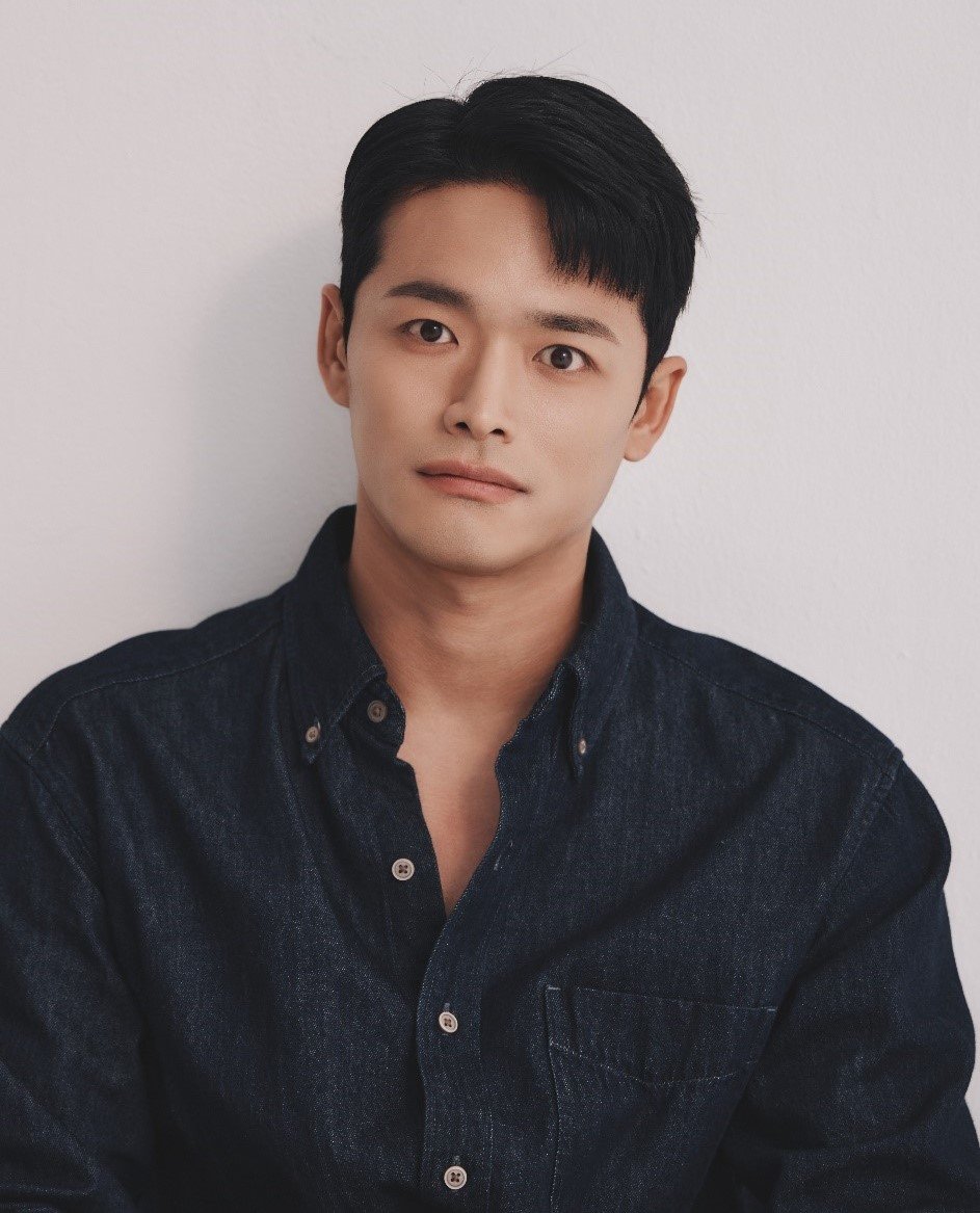 김철윤, 박진영 곁 지킨다…‘샤이닝’ 합류