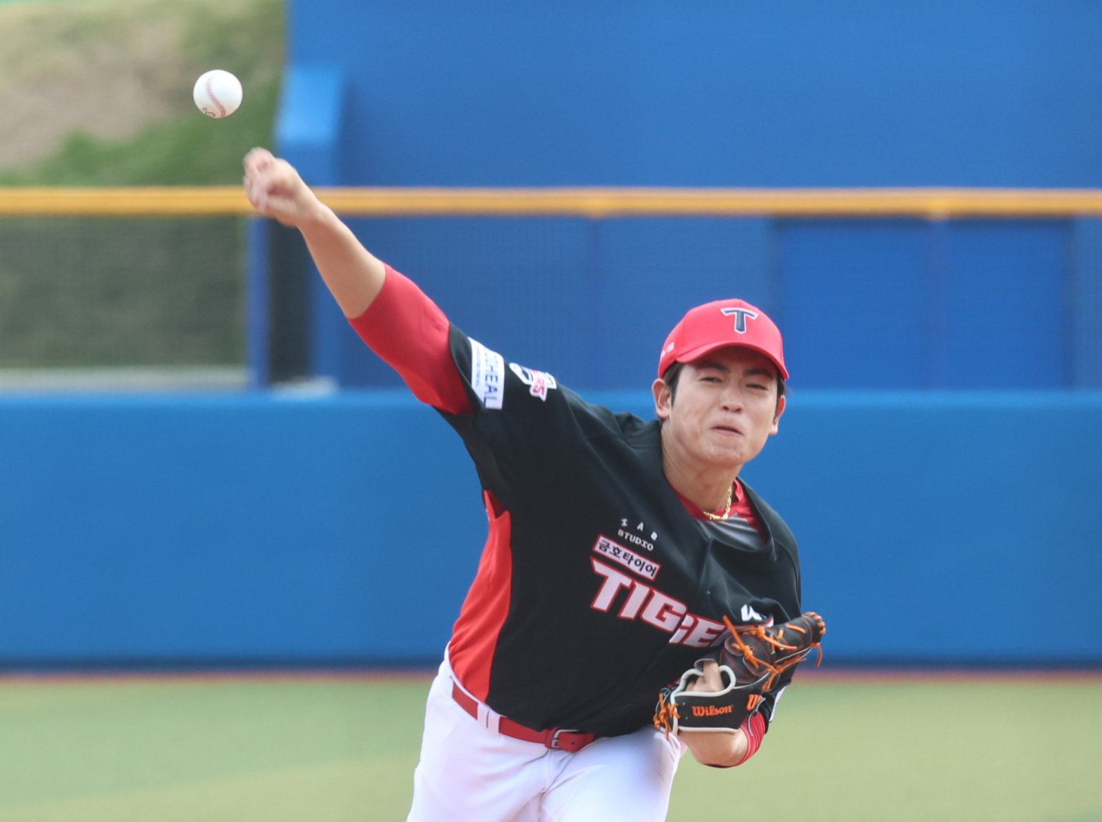 KIA 이태양은 지난해 2차드래프트로 고향팀에 합류했다. 팀에 부족한 부분을 채우며 반등을 이뤄내려고 한다. 사진제공|KIA 타이거즈