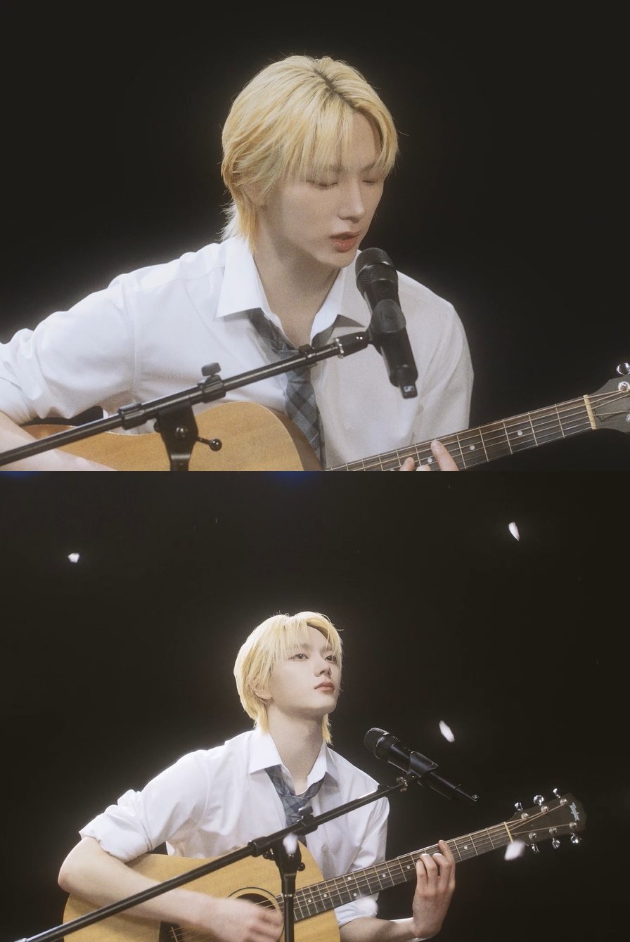 보이넥스트도어 성호가 기타연주와 함께 ‘초속 5센티미터’ 리메이크 버전 라이브를 선보였다. 사진제공 | KOZ 엔터테인먼트