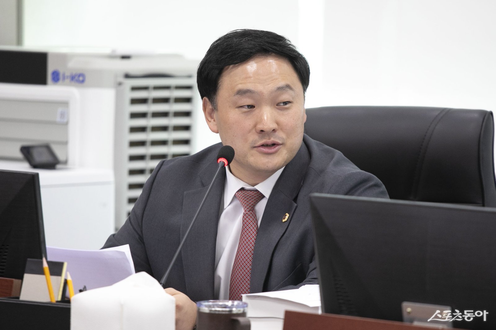 고준호 경기도의회 의원(국민의힘·파주1)은 지난 26일 국회에서 추진 중인 ‘법왜곡죄’ 도입 등 형법 개정 움직임과 관련해 “사법 독립을 정면으로 겨냥한 권력형 입법이자, 민주주의의 근간을 흔드는 위험한 폭주”라고 강력히 규탄했다. 사진제공｜고준호 의원