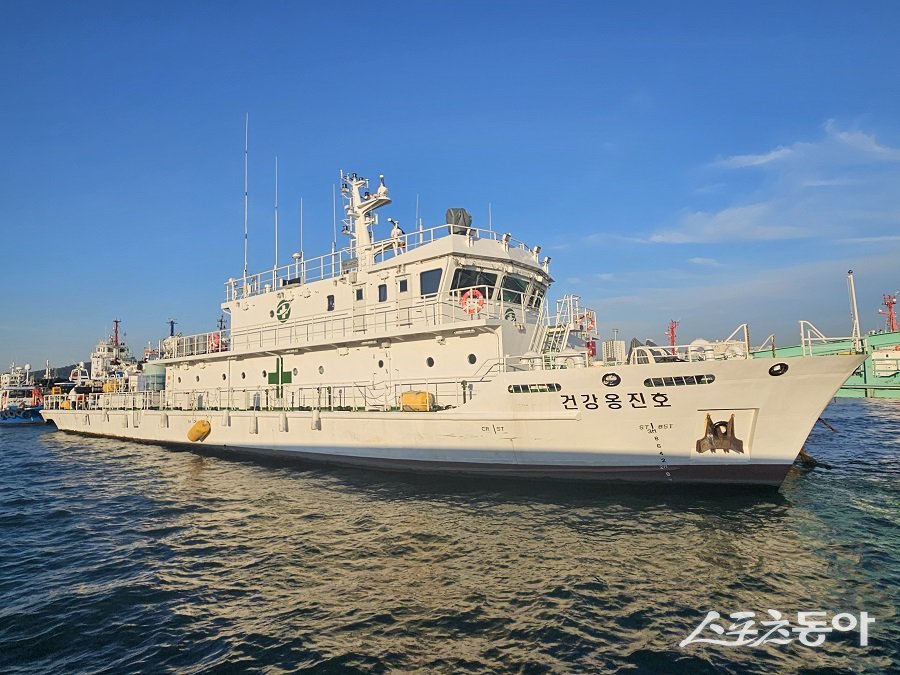 옹진군, 병원선 ‘건강옹진호’에서 공공의료 현장실습을 올해 처음 운영한다. 사진제공｜옹진군청