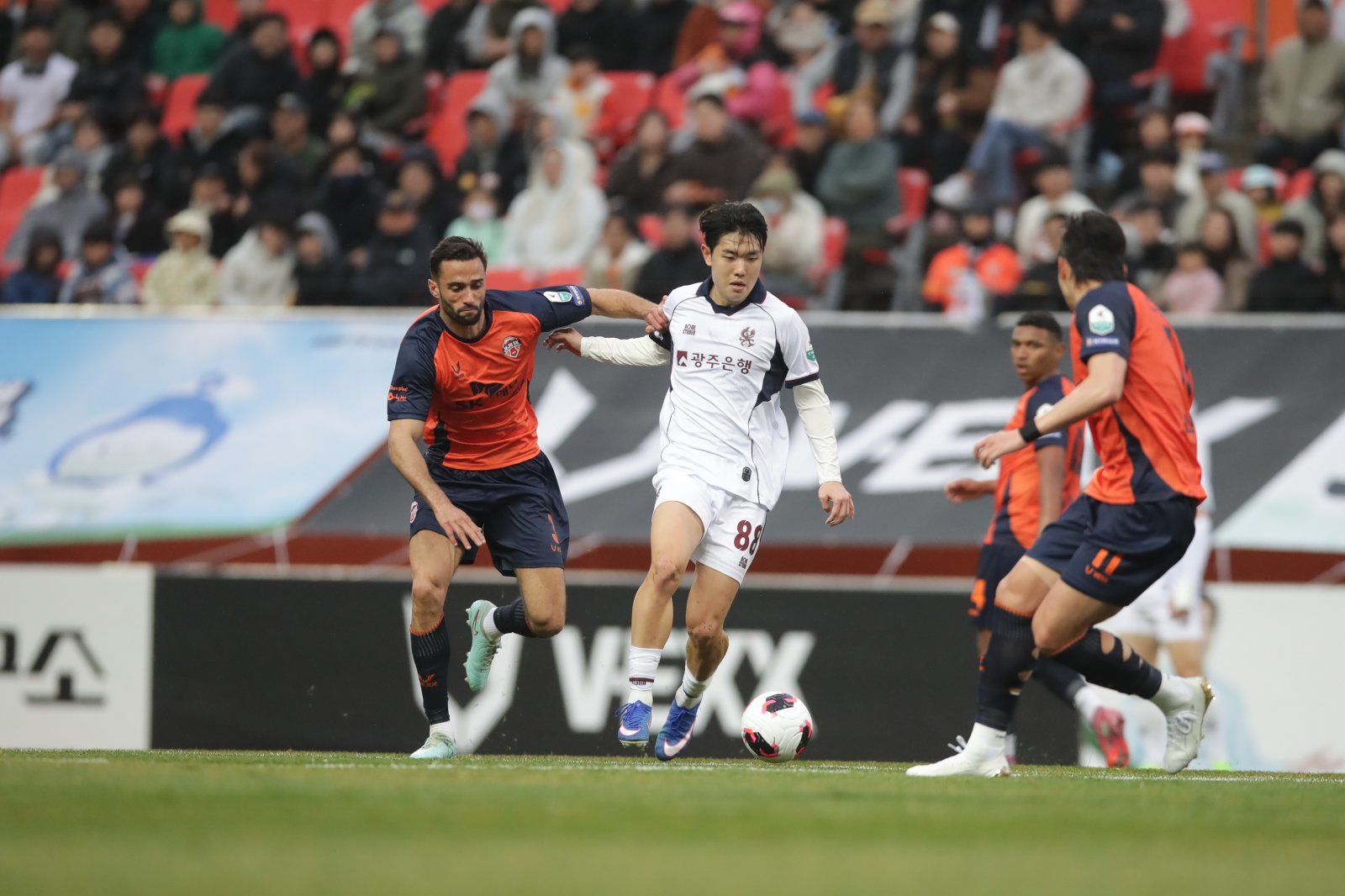 U-22 제도 폐지한 K리그1, 첫 라운드 선발출전 선수는 7명에 불과…“유망주들이여 실력으로 살아남아라”