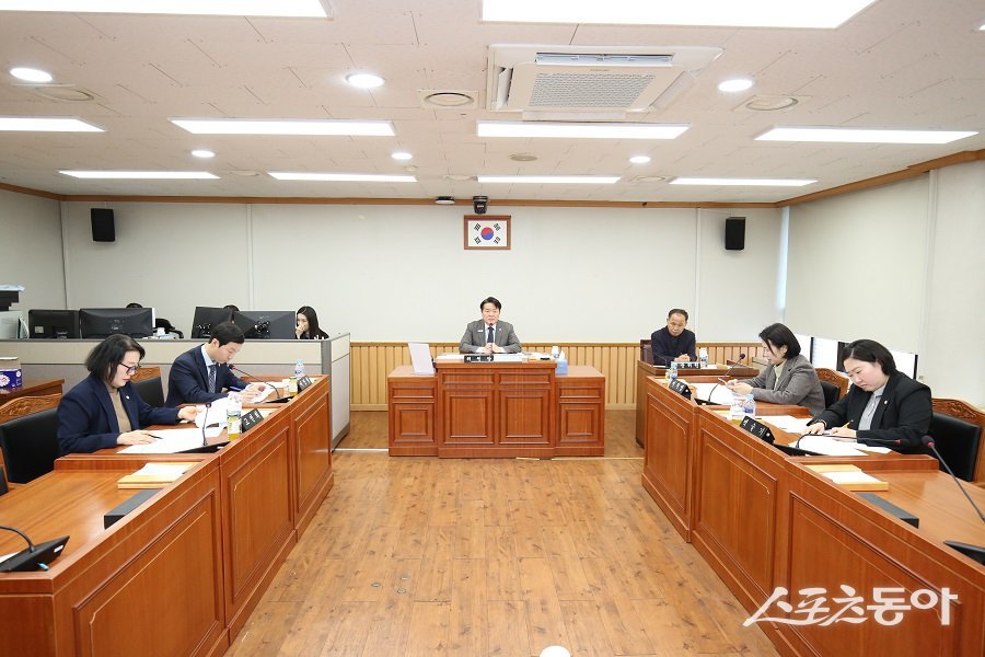 인천 서구의회, 제2차 행정체제 개편 예산 등 실무 검증 특별위원회를 진행했다. 사진제공｜인천 서구의회