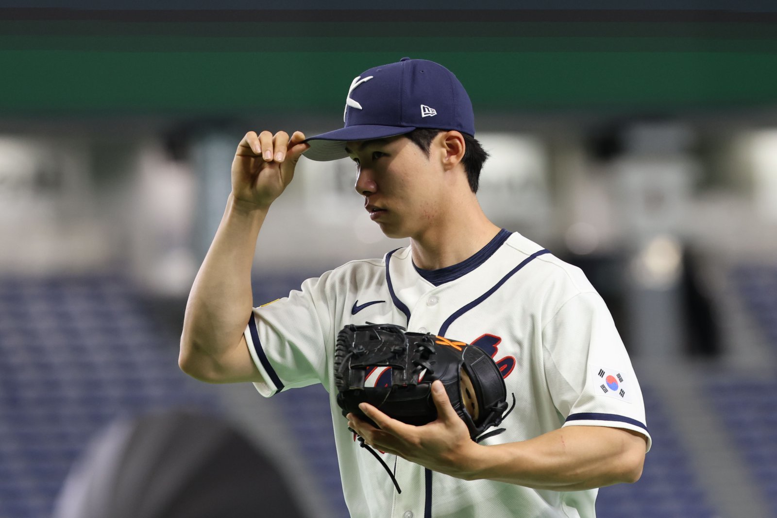 WBC 야구 대표팀 김혜성이 4일 일본 도쿄돔서 공식 훈련에 임하고 있는 모습. 김혜성은 “비장한 각오로 열심히 하겠다”며 남다른 일본전 의지를 밝혔다. 도쿄｜뉴시스