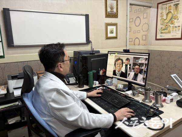 청도군이 보건소와 민간 병·의원을 온라인으로 연결하는 원격협진 사업을 추진하고 있다. 사진제공 ㅣ 청도군