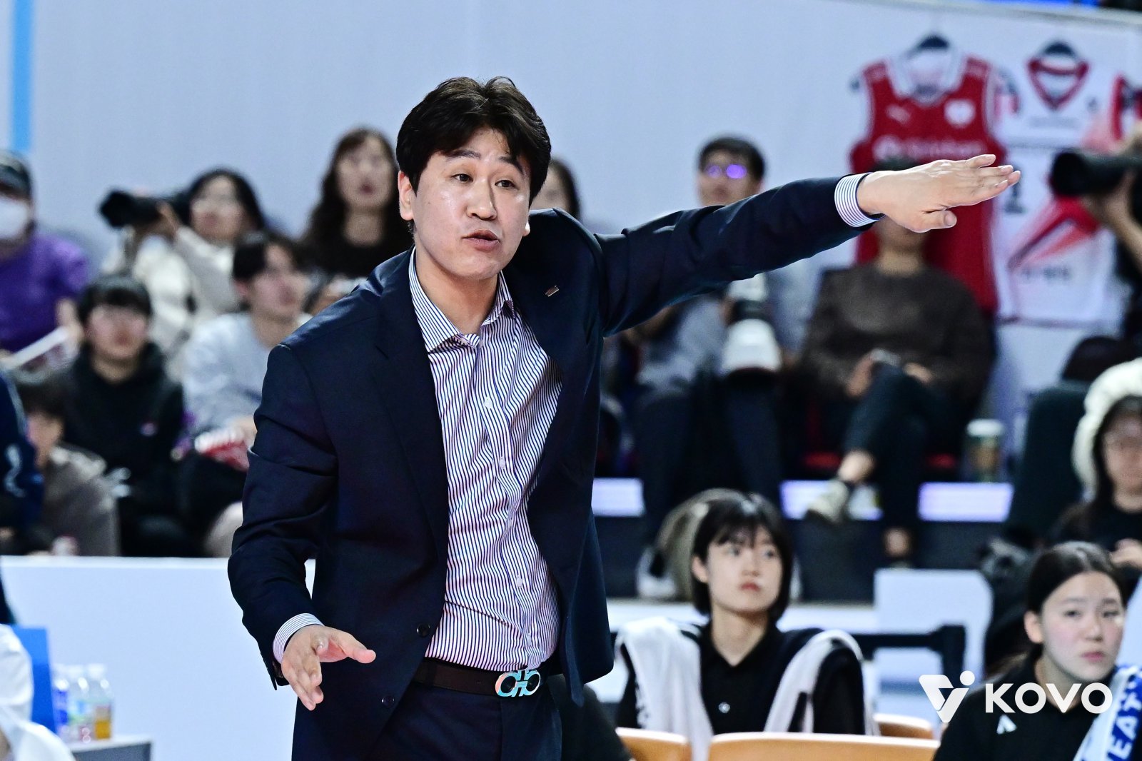 김종민 한국도로공사 감독은 이번 시즌 정확한 진단과 선수 기용을 앞세워 팀을 8시즌만의 정규리그 1위로 이끌었다. 사진제공│KOVO