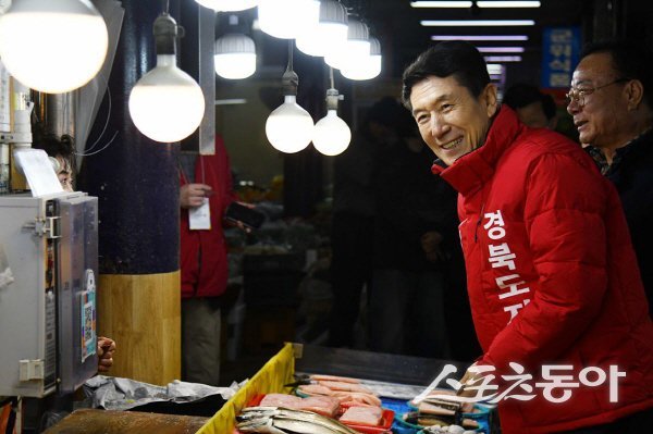 이강덕 경북도지사 예비후보가 제6호 공약인 ‘농수산업이 강한 경북’을 발표했다. 사진제공 ㅣ 이강덕사무소