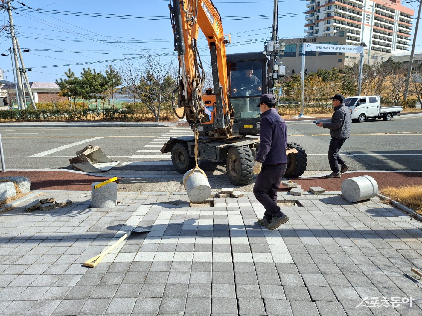 고흥군 힐링체험센터 볼라드 설치 현장. 사진제공｜고흥군