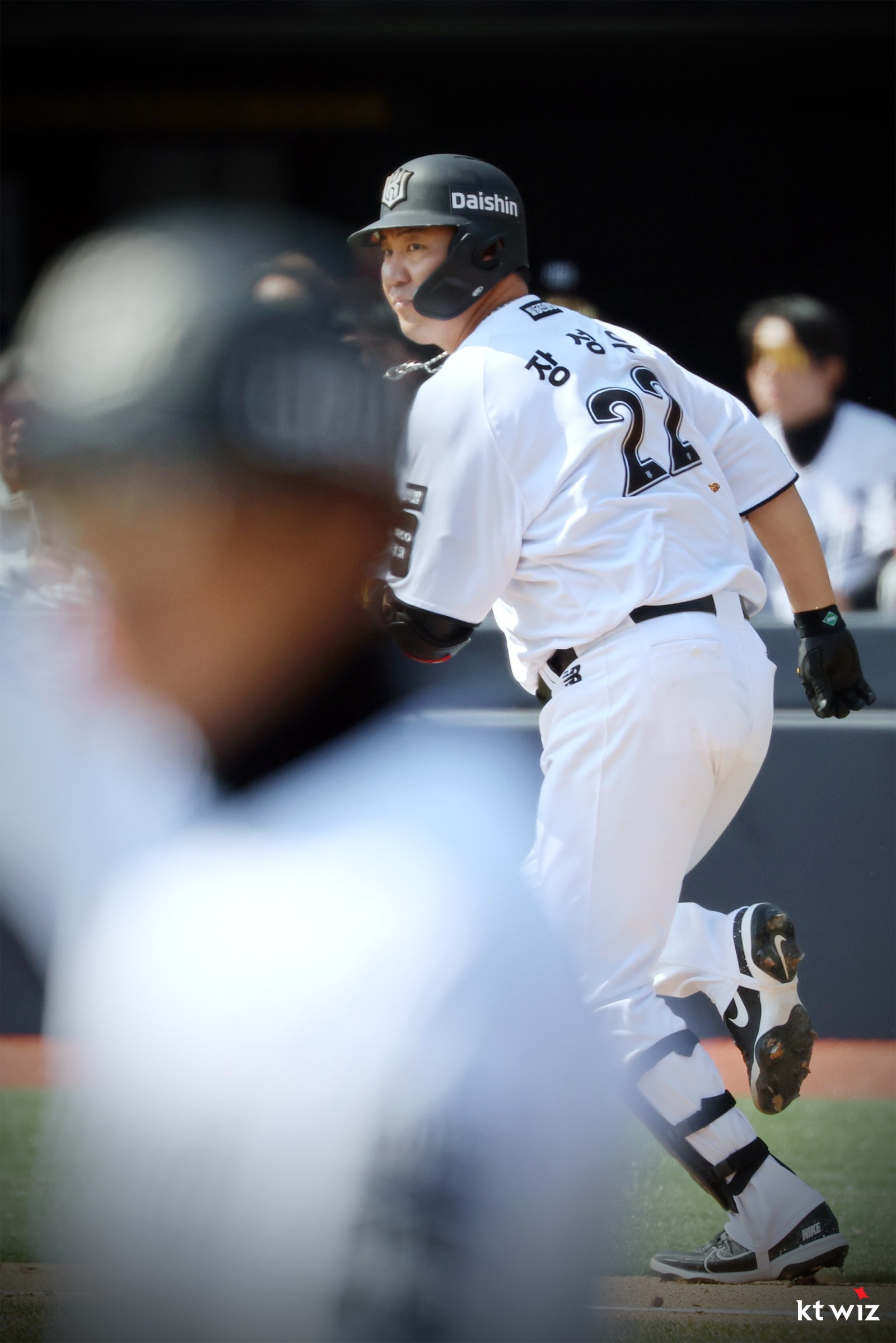 동료들에 공 돌린 장성우의 존재감…KT, 주장 활약 힘입어 시범경기 6경기 만에 첫 승 [SD 수원 스타]