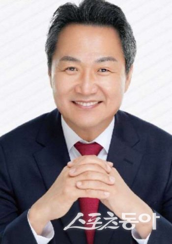 안승대 포항시장 예비후보. 사진제공 ㅣ 안승대사무소