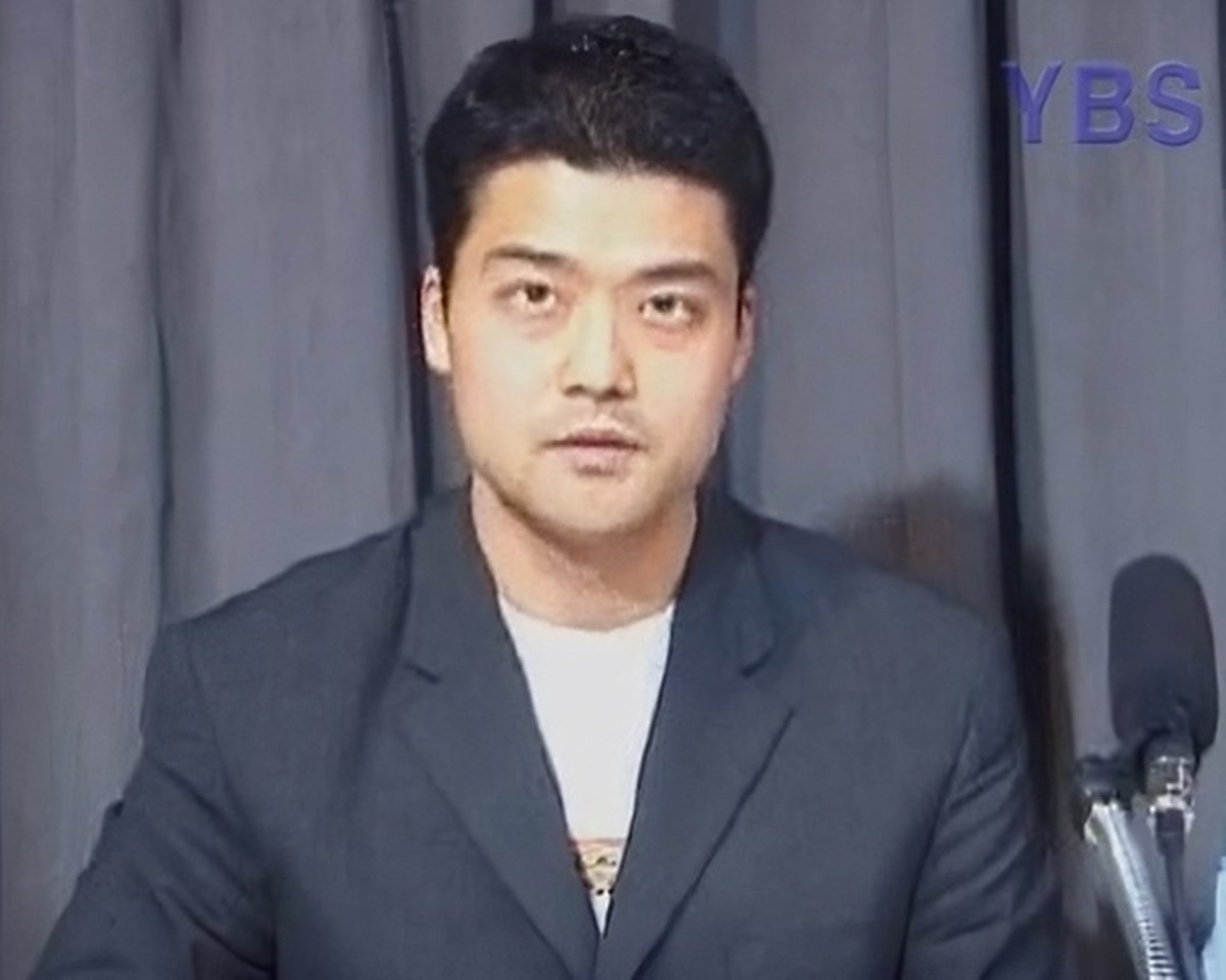 대학생 전현무 충격 외모…“지금이 더 어려 보여” (사당귀)