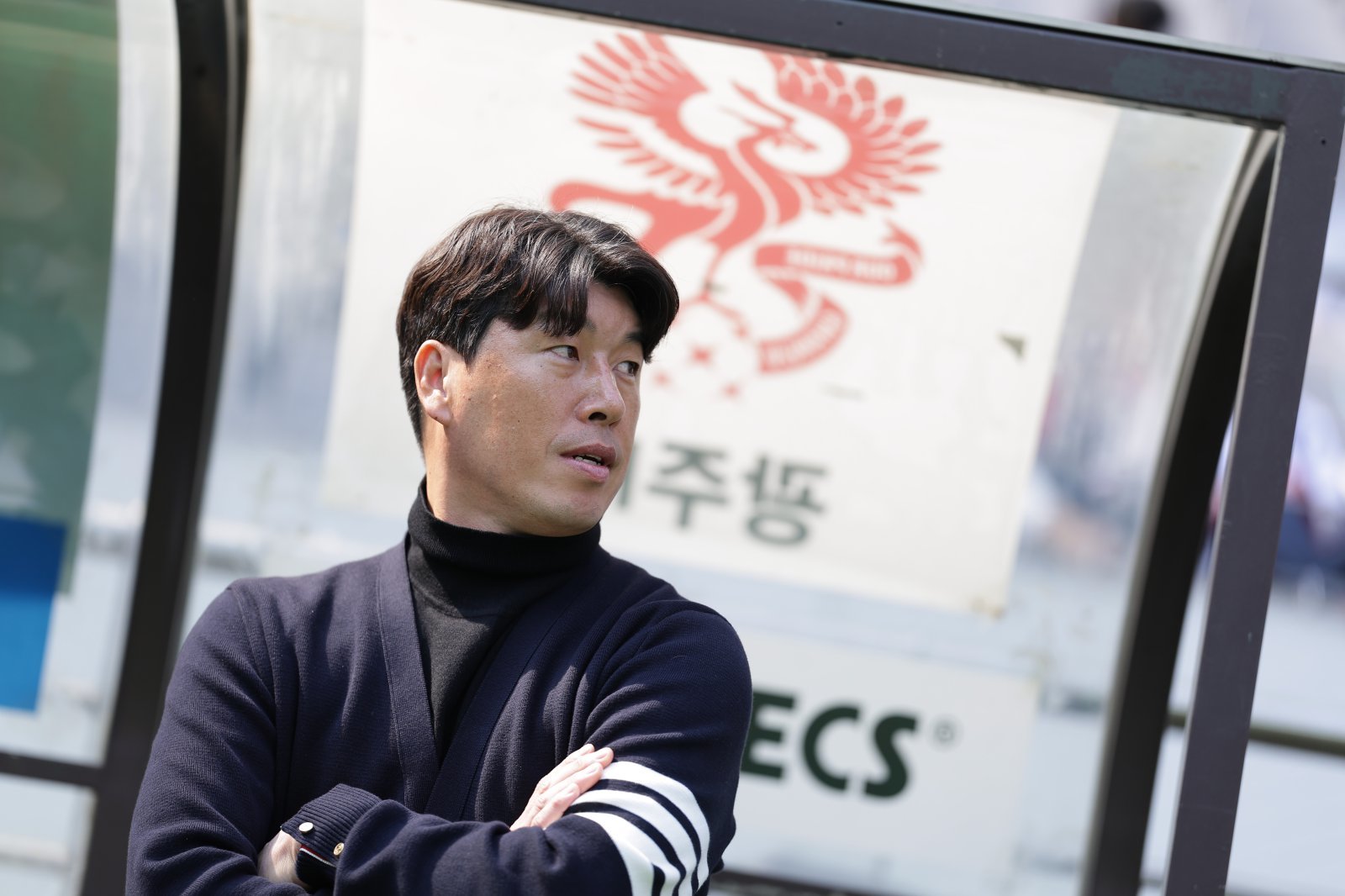 이정규 광주 감독이 22일 서울월드컵경기장에서 열린 서울과 K리그1 원정경기를 앞두고 긴장된 표정을 짓고 있다. 사진제공｜한국프로축구연맹