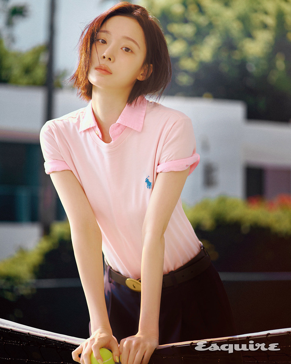 윈터 민낯 미모 놀라워, 팔뚝 타투는 ‘사수 완료’ [화보]