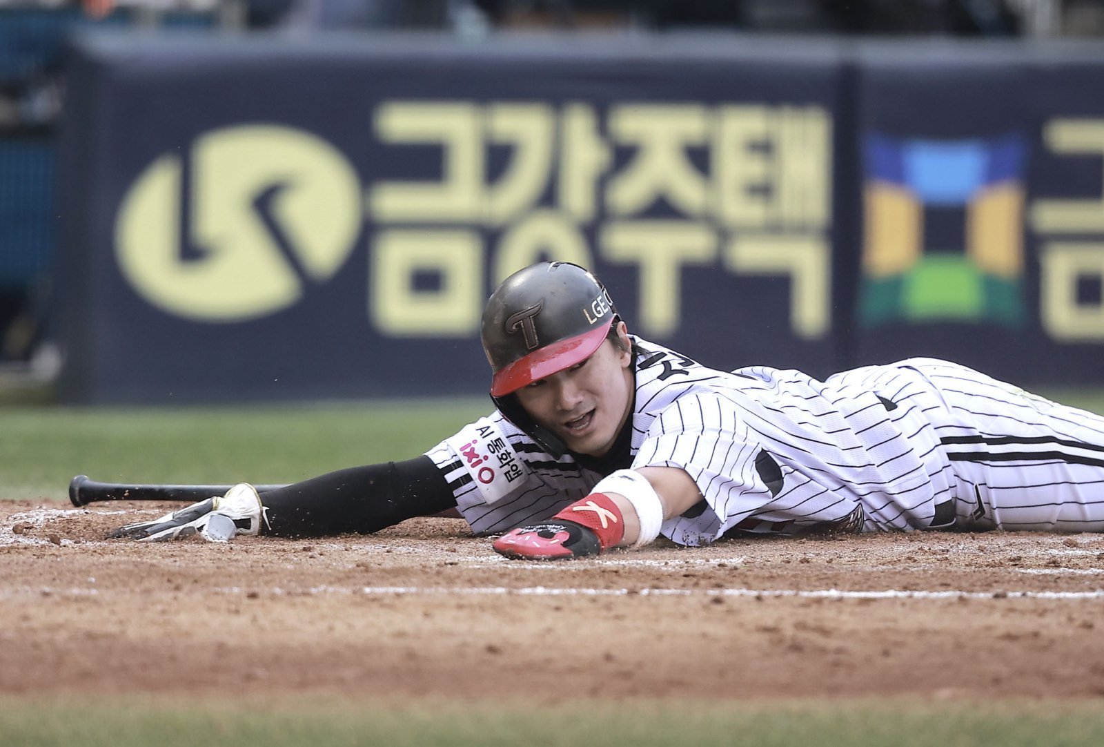 “살짝 삐었다” 시범경기 돌연 휴업한 LG 신민재…알고 보니 시즌 개막 대비한 휴식