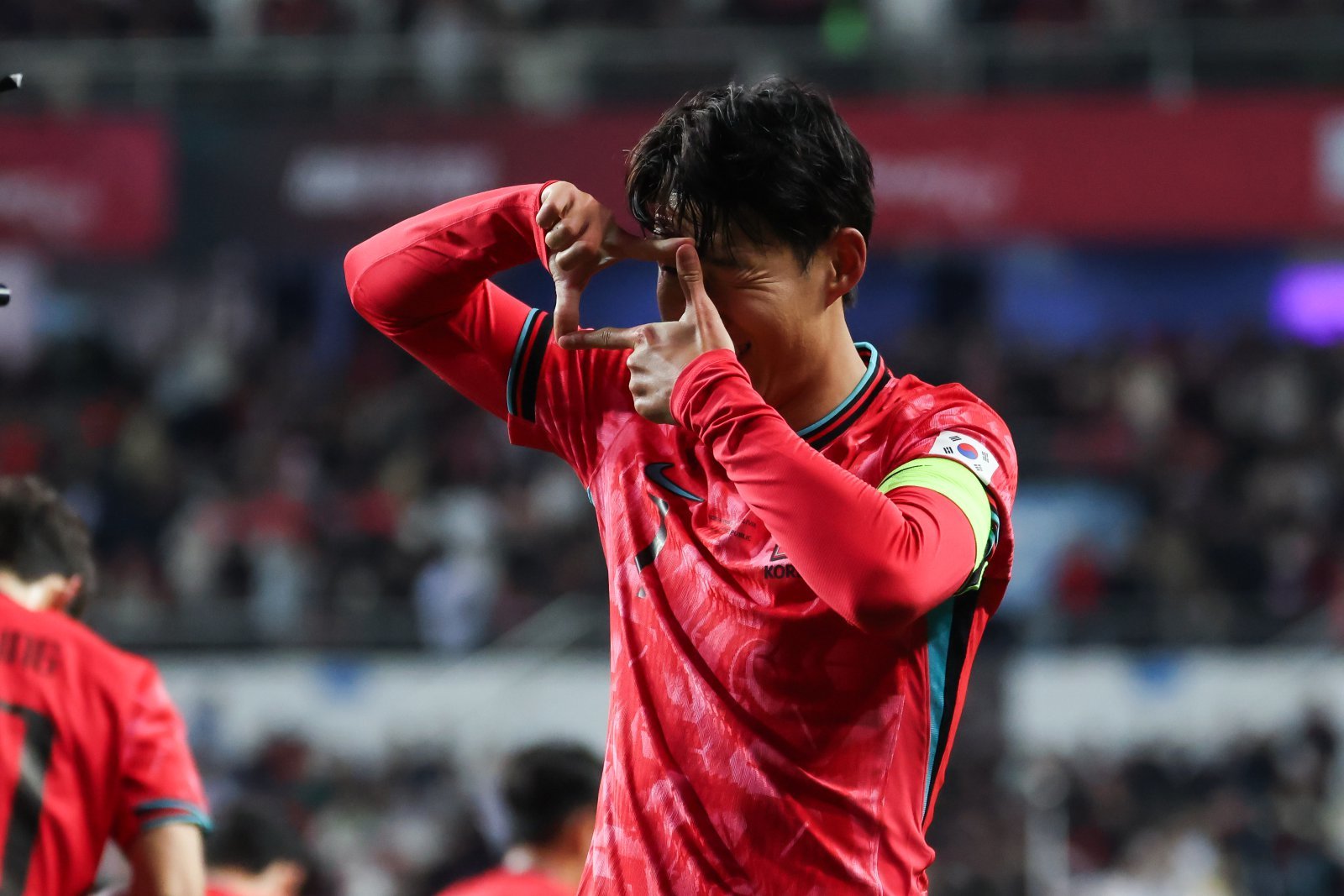 멈춰버린 ‘포인트 SON’ 손흥민, 유럽 원정을 터닝포인트로…‘마음의 고향’ 런던서 부를 재도약의 노래