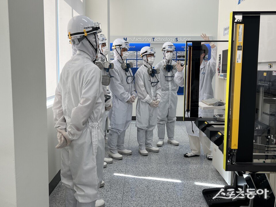 전라남도교육청은‘2025년 직업계고 채용 연계형 직무교육과정 지원사업’에서 전남 학생들이 우수 기업에 취업하는 등 성과를 거뒀다. 사진제공 I 전라남도교육청