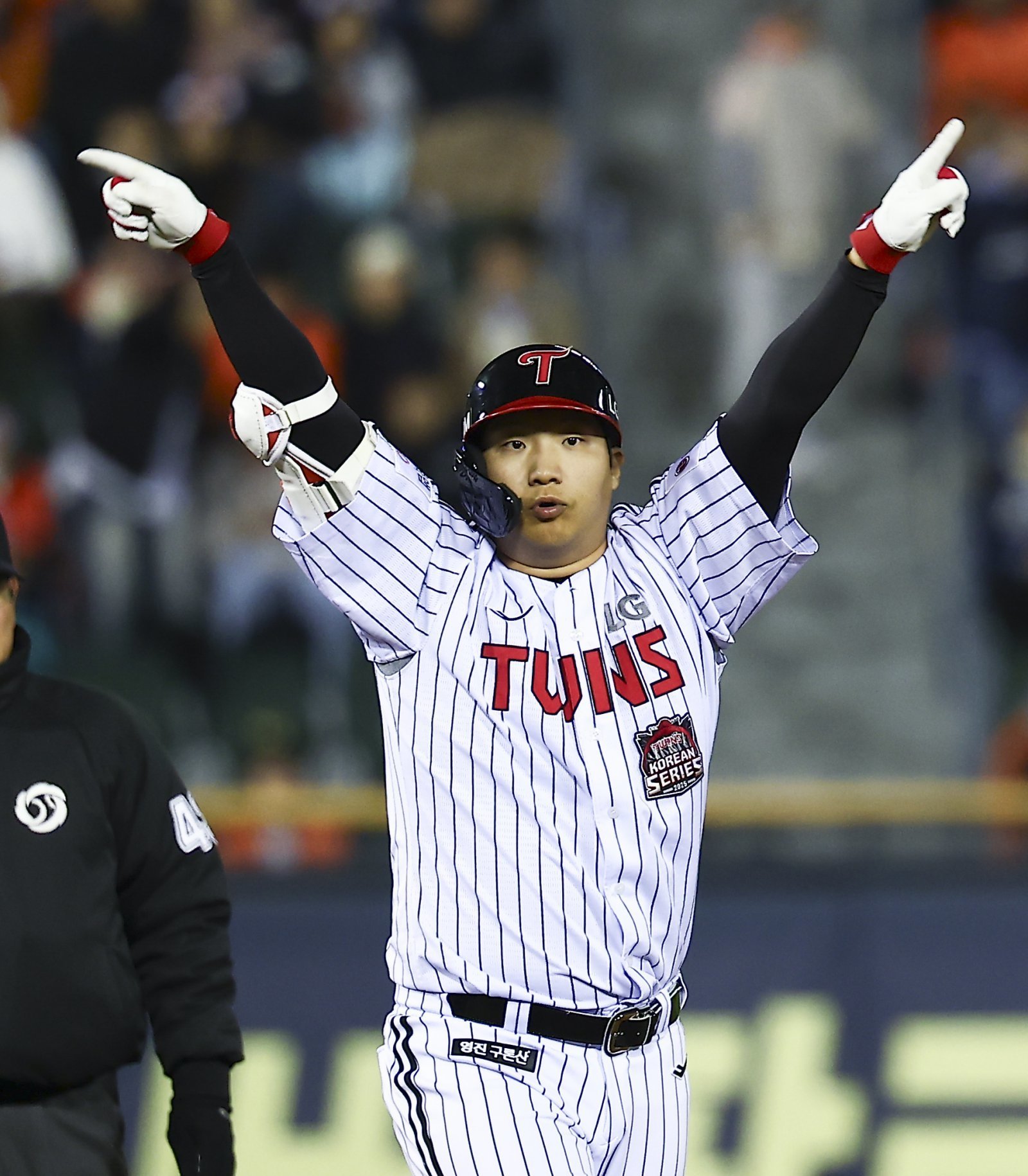 ‘공정성 확보’ KBO 비디오 판독 제도 개선 ‘투수 이물질 검사도 강화’