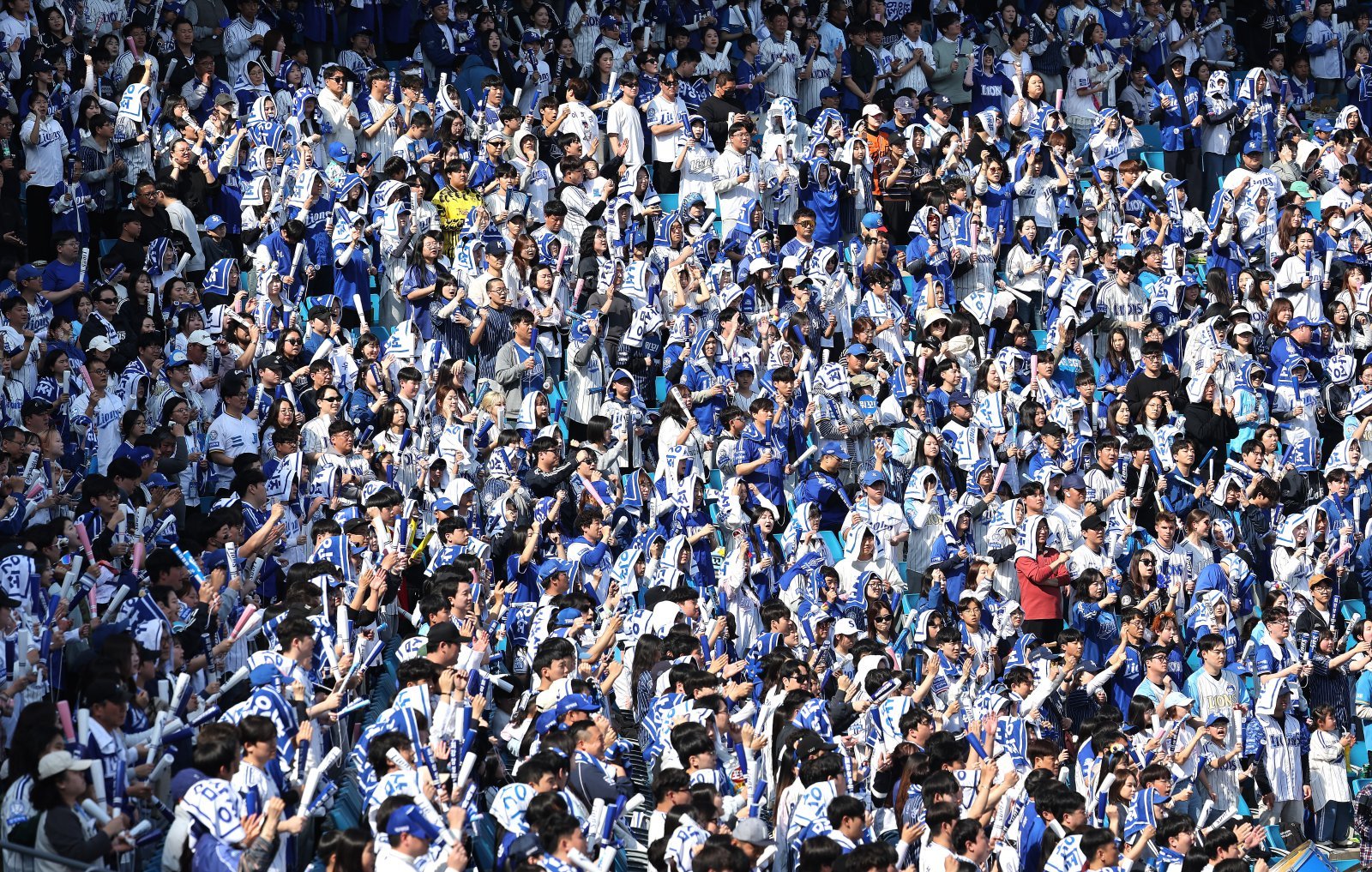 [KBO리그 개막특집] 폭발한 야구 수요, 영광의 ‘홈 관중 1위’ 올해는 누구