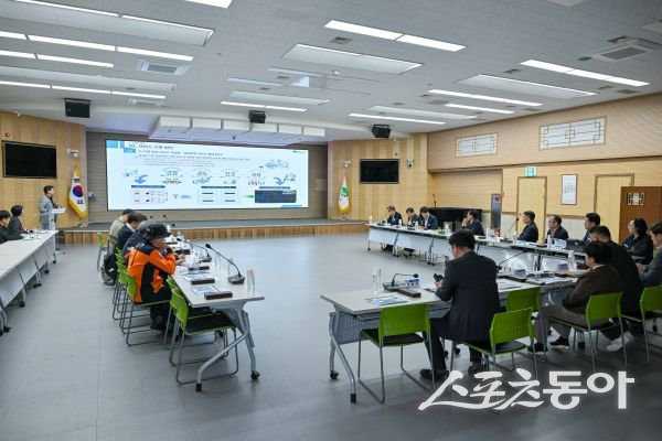 영주시가 지난 25일 드론특별자유화구역 조성사업 착수보고회를 진행하고 있는 모습. 사진제공ㅣ영주시